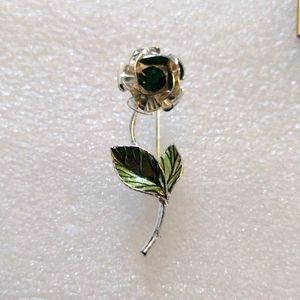 Avon flower brooch.